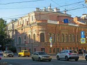 Угловой корпус
