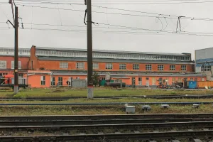 Здание паровозного депо, где находился центр забастовочного и стачечного движения рабочих и служащих в годы первой русской революции (Елец)