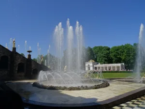 Корзинка (фонтан, Петергоф)