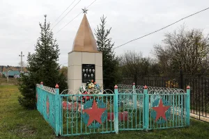 Братская могила воинов, умерших от ран в госпитале (1943-1944) (Золотково)