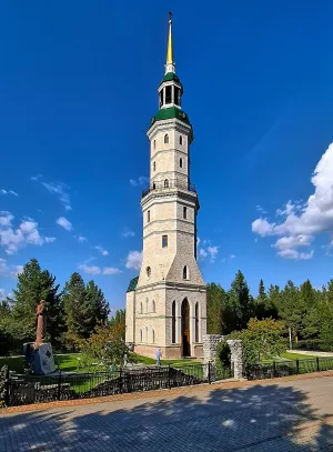 Башня-колокольня Иоанна Златоуста
