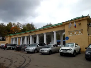 Входы и ограда парка «Швейцария» (Нижний Новгород)