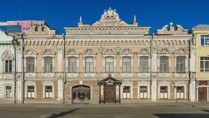 Особняк фабриканта А.Е. Борчанинова с лепкой в интерьере (Дом купцов Яковлевых)