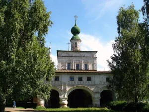 Владимирская церковь, надвратная (Великий Устюг)