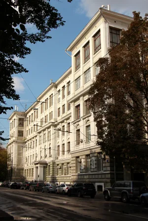 Московское промышленное училище в память 25-летия царствования Александра II (Тверской)
