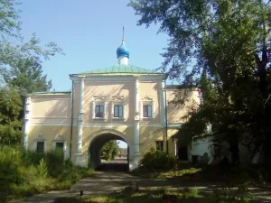 Церковь надвратная Тихона Амафунтского (Казань)