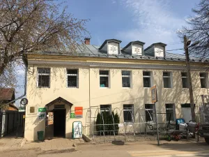 Советская площадь 15, Жилой дом