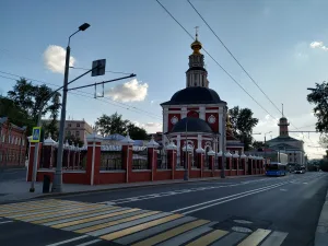 Постройки комплекса церкви Алексея Митрополита, что за Яузой (Таганский)