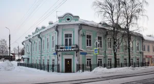 Дом Чебаевских с магазином (Великий Устюг)