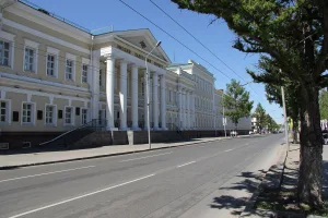 Здание кадетского корпуса, в котором в 1890-1898 гг. учились Герой Советского Союза генерал-лейтенант Д.М.Карбышев и в 1898-1905 гг. В.В.Куйбышев (Омск)