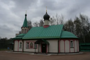 Церковь великомученицы Анастасии Узорешительницы в Тёплом Стане