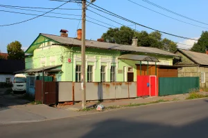 Дом, в котором размещался подпольный Никольск-Уссурийский горком РКП(б) в 1919-1920 гг. (Уссурийск)