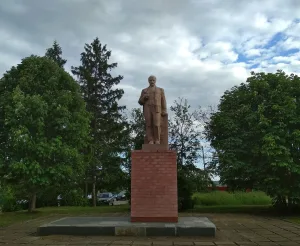 Памятник В.И. Ленину (Нижний Ломов)