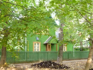 улица Поленова 14