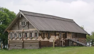Дом Сергеева из деревни Логморучей (остров Кижи)