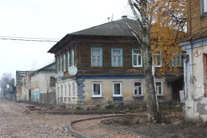 Жилой дом (Осташков)
