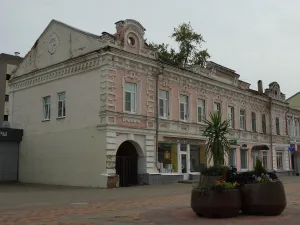 Жилой дом с магазином (Тамбов)