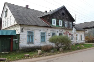 Жилой дом (Осташков)