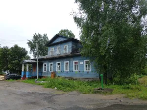 Жилой дом (Кадников)