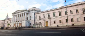Два боковых корпуса (Таганский)