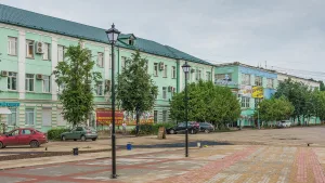 «Красные казармы», где проходили массовые казни советских людей (Старая Русса)