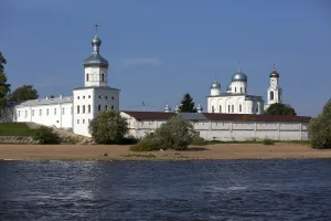Корпус восточный братский (Лебяжий) (Великий Новгород)