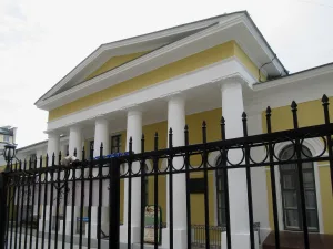 Зубовский бульвар 15 c2
