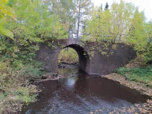Мост через Вязитский ручей (Тихвин)