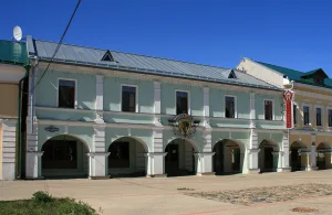 Торговое и жилое здание (Ростов)