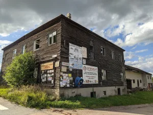 Здание магазина со складом (Отрадное)