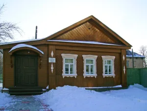 Дом, в котором с 1912 по 1918 г. жил детский писатель А.П. Гайдар (Аркадий Петрович Голиков)