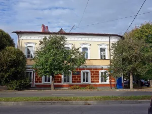 Дом вдовы генерал-майора Е.Н. Кармановой (дом рабочего просвещения) (Великий Новгород)
