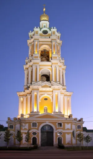 Колокольня Новоспасского монастыря