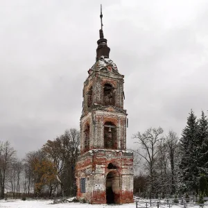 Колокольня церкви Покрова (Иванисово)