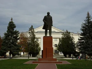 Памятник В.И. Ленину