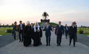 Памятник Александру Невскому (Самолва)