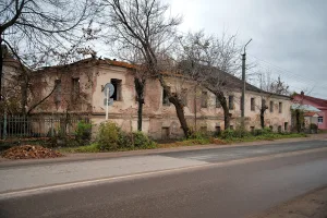 Здание богадельни (Порхов)