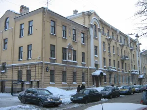 Жилой дом «штатных сотрудников сада»