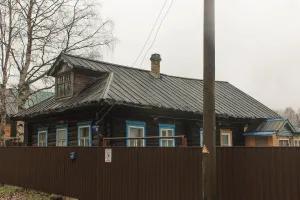 Дом жилой Нисваволь Е.В. (Кемь)