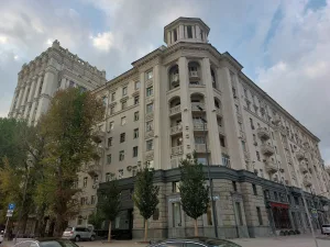 Дом, в котором жил и работал художник Николай Николаевич Жуков (Дорогомилово)