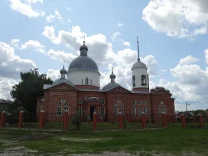 Никольская церковь (православная) (Поим)