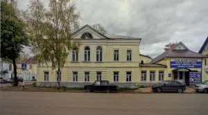 Жилой дом (Осташков)