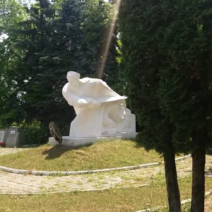 Памятник односельчанам, погибшим в годы Великой Отечественной войны