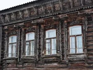 Жилой дом (Белоомут)