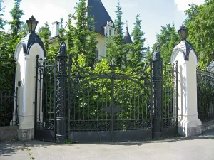 Участок парка