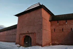 Прямоугольная башня (Суздаль)