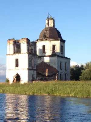 Церковь Петра и Павла (Кустово)