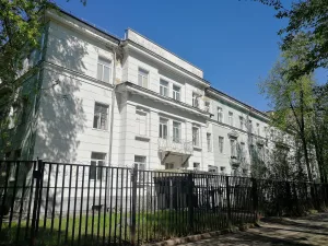 Лабораторный корпус Научно-исследовательского института эпидемиологии и микробиологии им. Н.Ф. Гамалеи РАМН