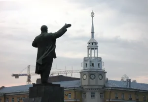 Памятник Ленину (Воронеж)