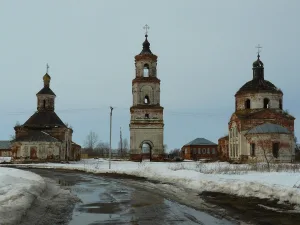 Ансамбль Михаило-Архангельской и Троицкой церквей (Заречное)